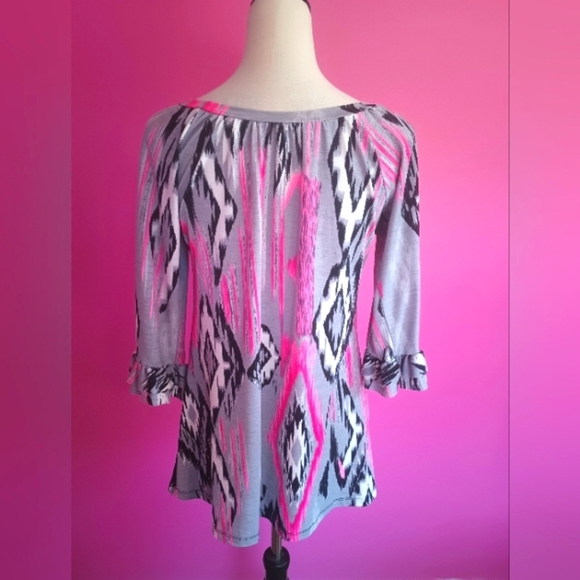 Cezanne Ladies Gray & Pink Geometric Tunic Blouse (Size Large) - Picture 4 of 6